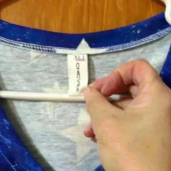 2/$10 Chic yeah tank top SZ xl - Picture 2 of 3